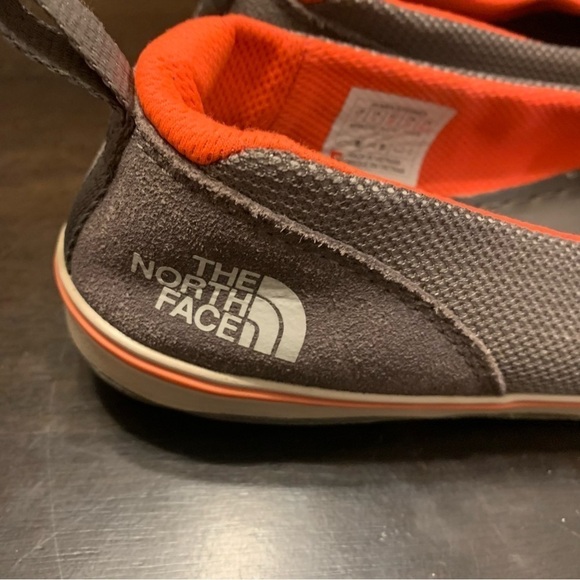 The North Face Gray Basecamp Lite Skimmer II Flats - Picture 2 of 11